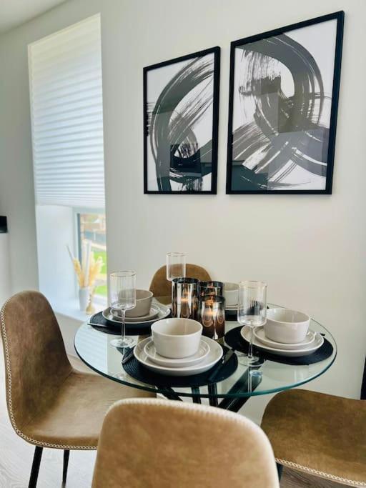 Hessian Lounge -Wyndale- Central 2Br W/Parking برمنغهام المظهر الخارجي الصورة