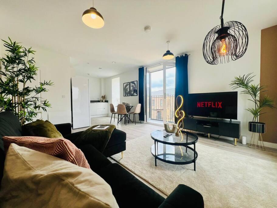 Hessian Lounge -Wyndale- Central 2Br W/Parking برمنغهام المظهر الخارجي الصورة