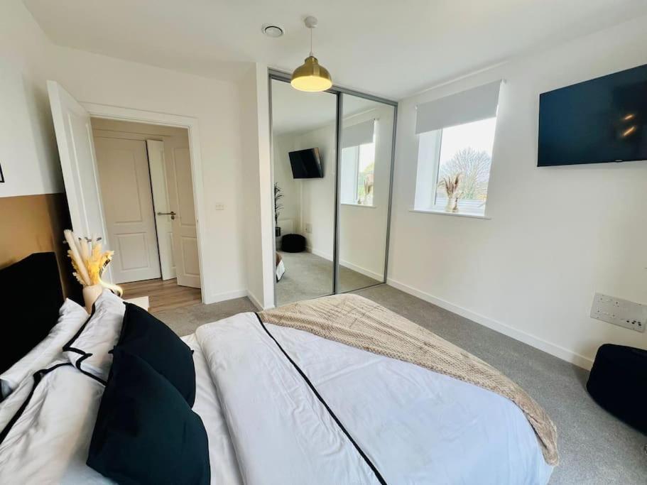 Hessian Lounge -Wyndale- Central 2Br W/Parking برمنغهام المظهر الخارجي الصورة