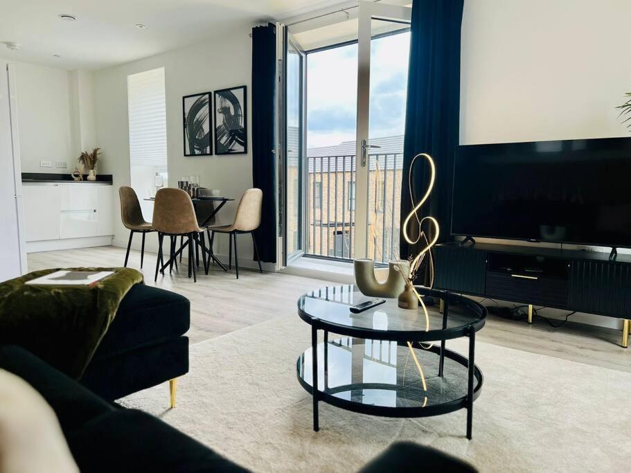 Hessian Lounge -Wyndale- Central 2Br W/Parking برمنغهام المظهر الخارجي الصورة